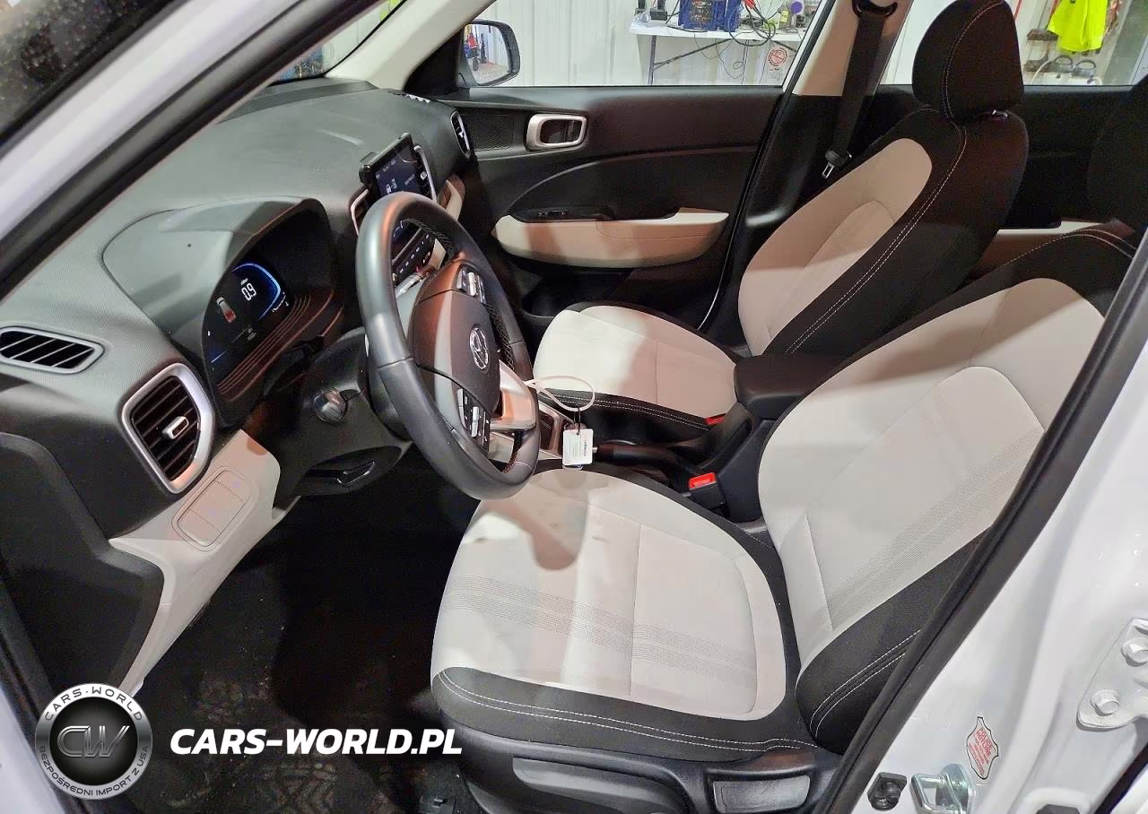 2026 Hyundai Venue Sel VIN:KMHRC8A36TU422658 - 7