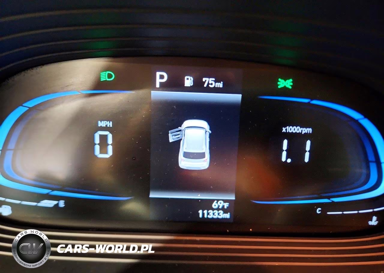 2026 Hyundai Venue Sel VIN:KMHRC8A36TU422658 - 9