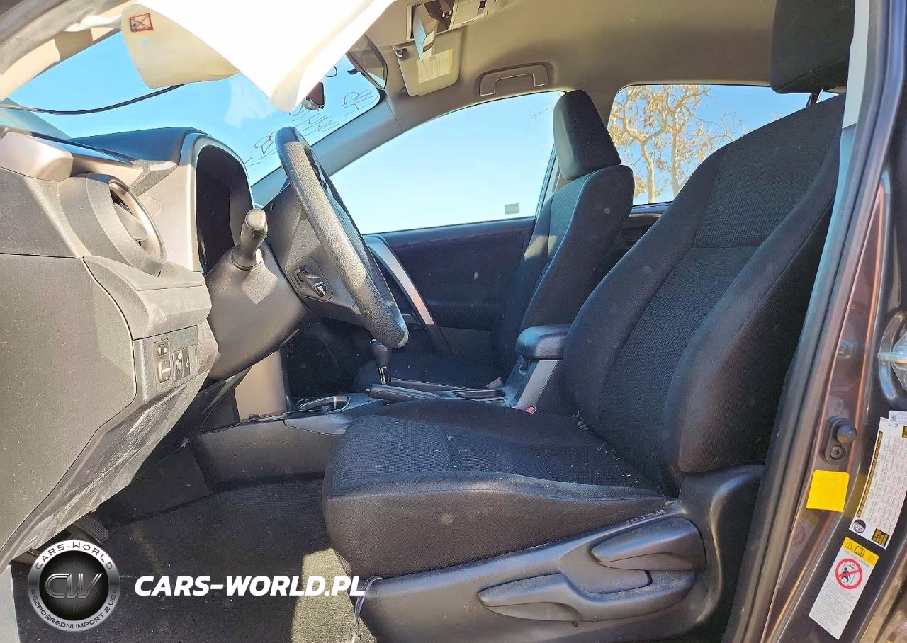 2017 Toyota Rav4 Le VIN:JTMZFREV4HJ103278 - 7