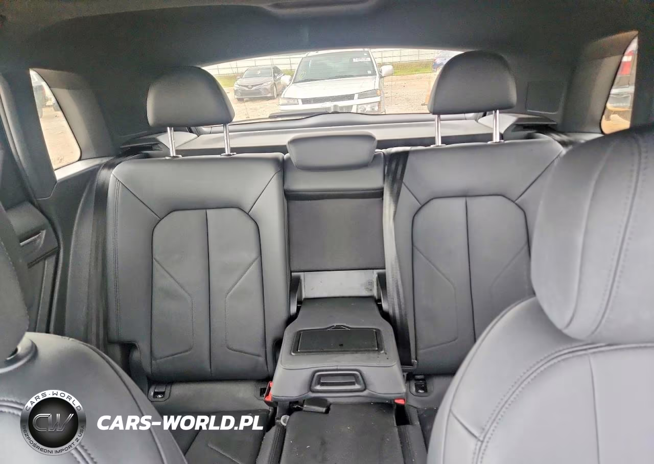 2024 Audi Q3 Premium S Line 45 VIN:WA1DECF31R1196814 - 10