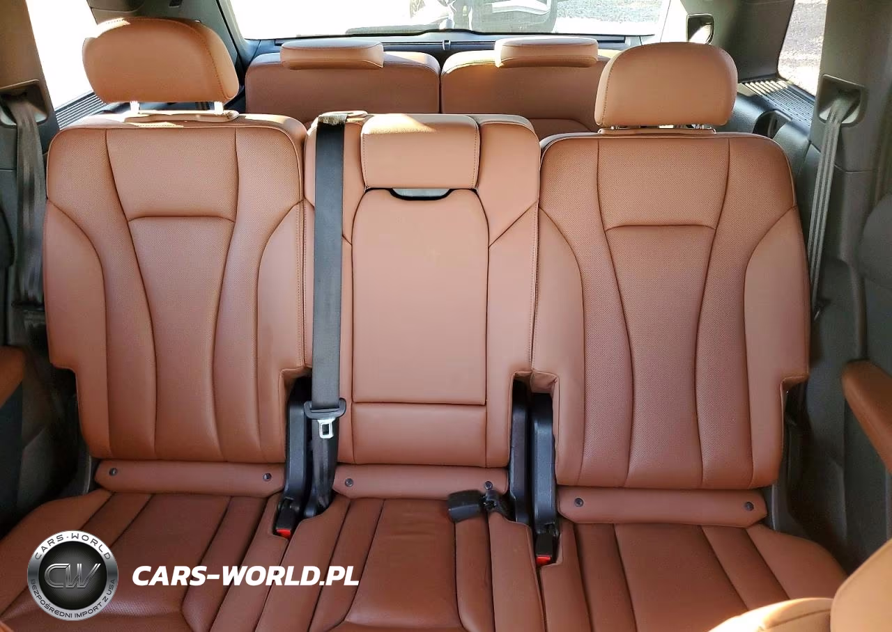 2023 Audi Q7 Prestige VIN:WA1VXBF79PD023629 - 10