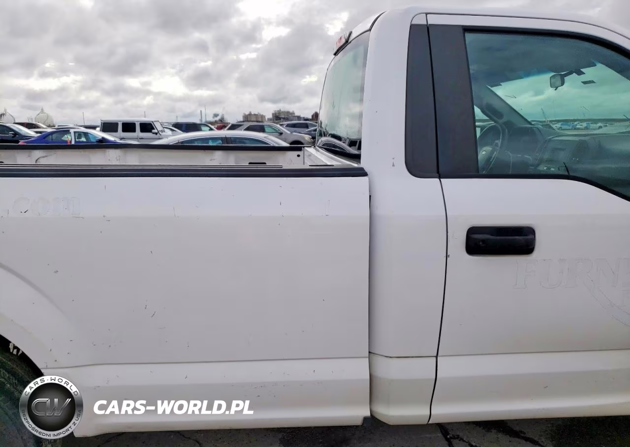 2016 Ford F150 VIN:1FTMF1C81GKG03433 - 10