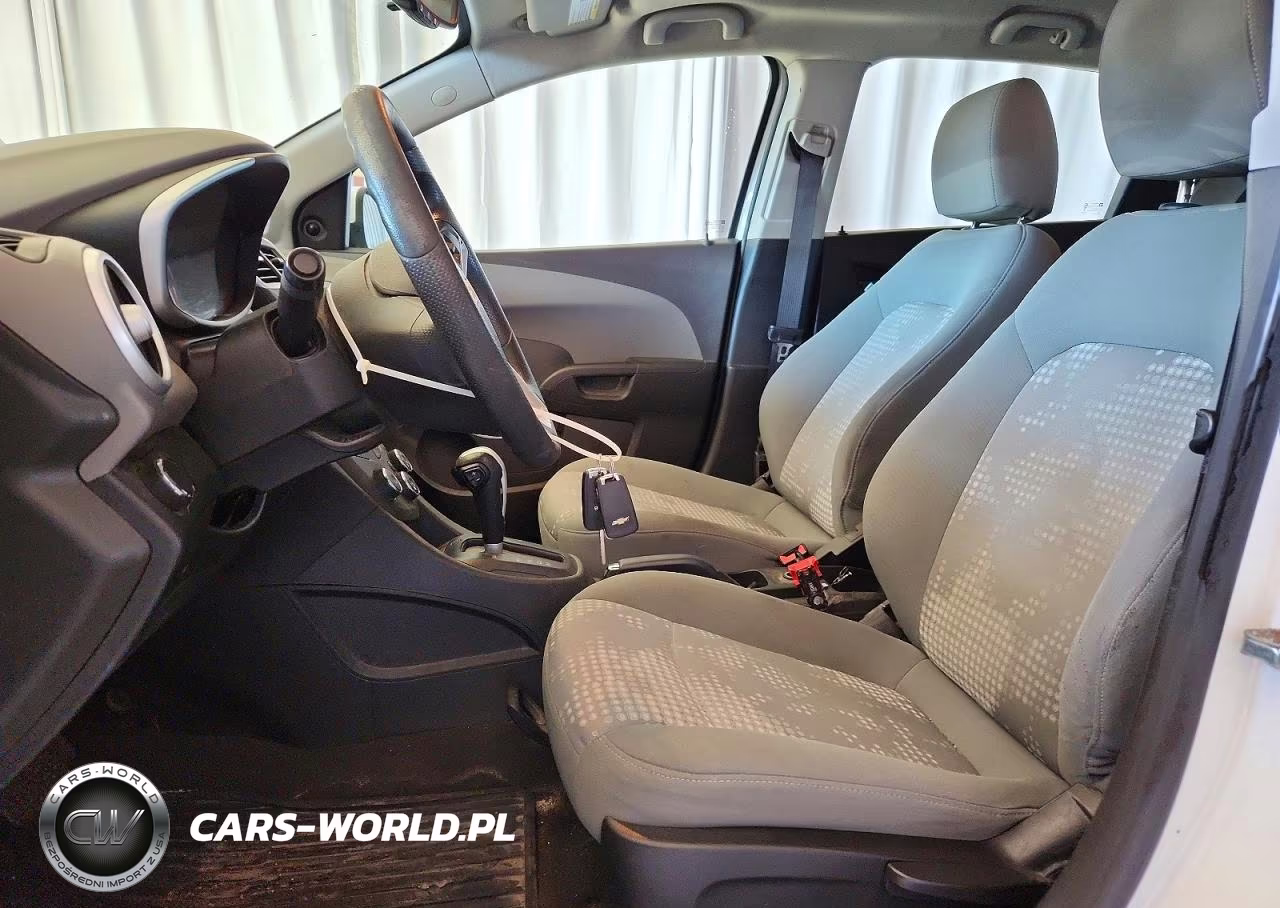 2018 Chevrolet Sonic VIN:1G1JG6SH1J4108197 - 7