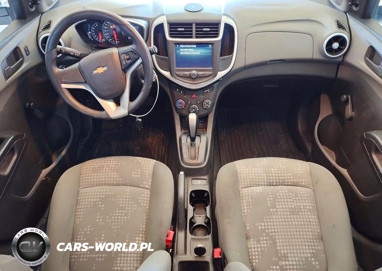 2018 Chevrolet Sonic VIN:1G1JG6SH1J4108197 - 8