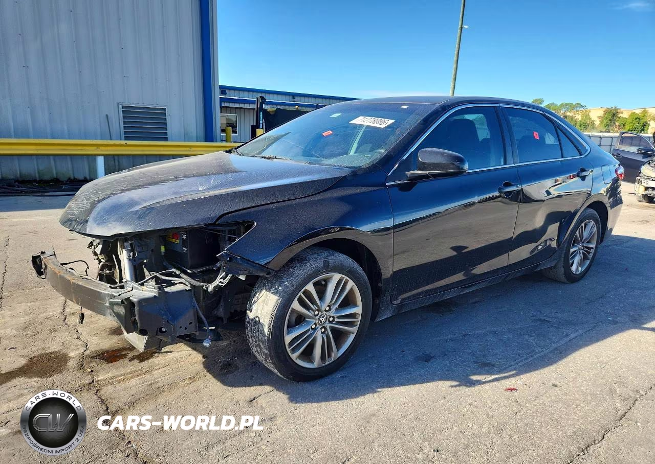 2016 Toyota Camry Le VIN:4T1BF1FK2GU573714 - 1