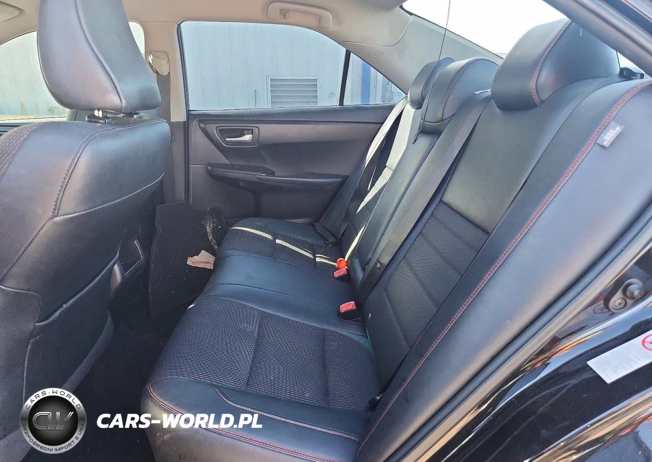 2016 Toyota Camry Le VIN:4T1BF1FK2GU573714 - 10