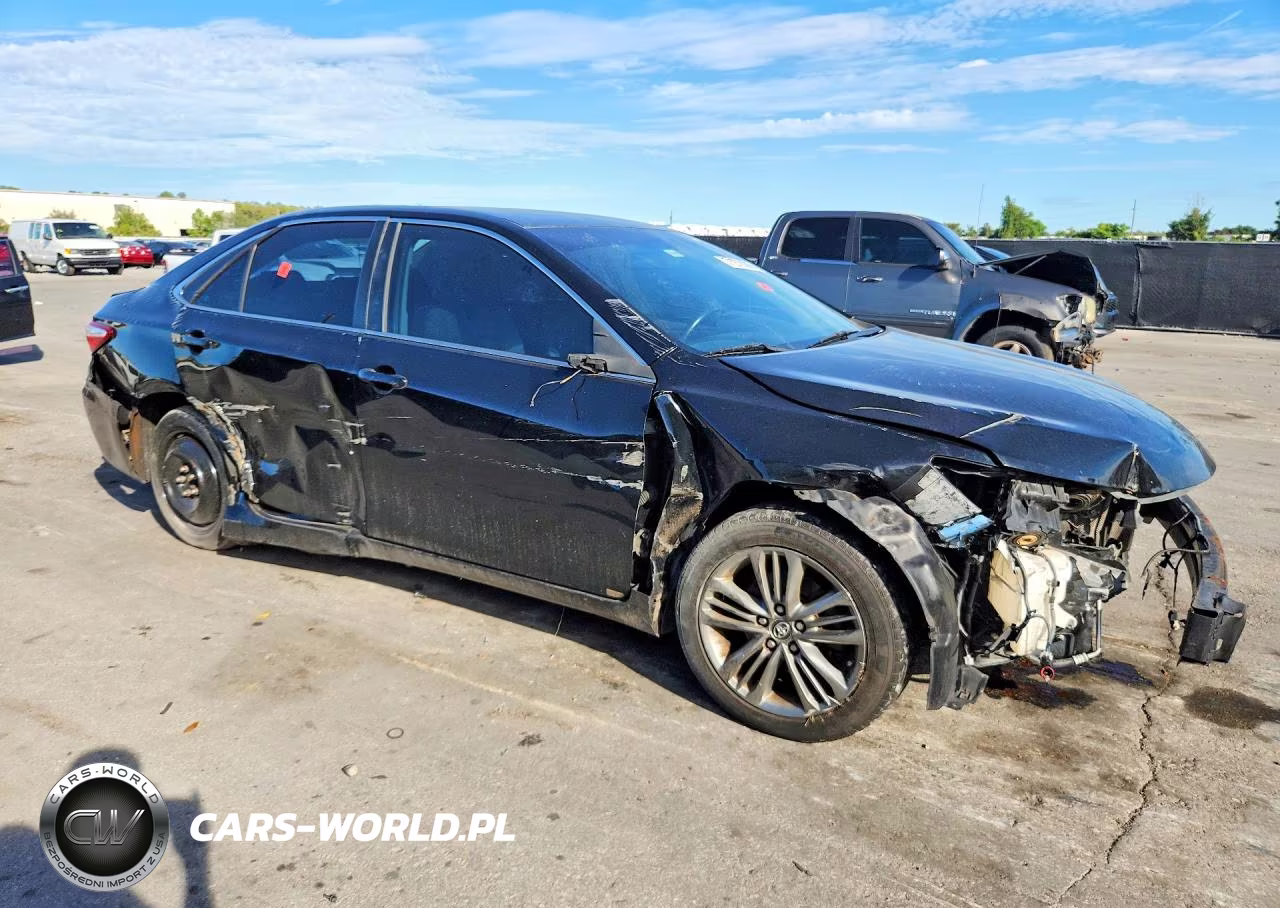 2016 Toyota Camry Le VIN:4T1BF1FK2GU573714 - 4