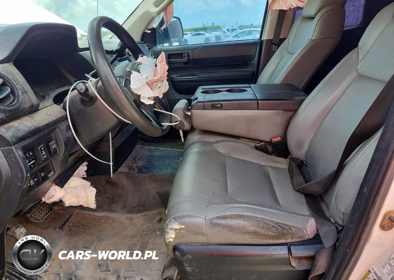 2018 Toyota Tundra Sr VIN:5TFCW5F18JX023608 - 7