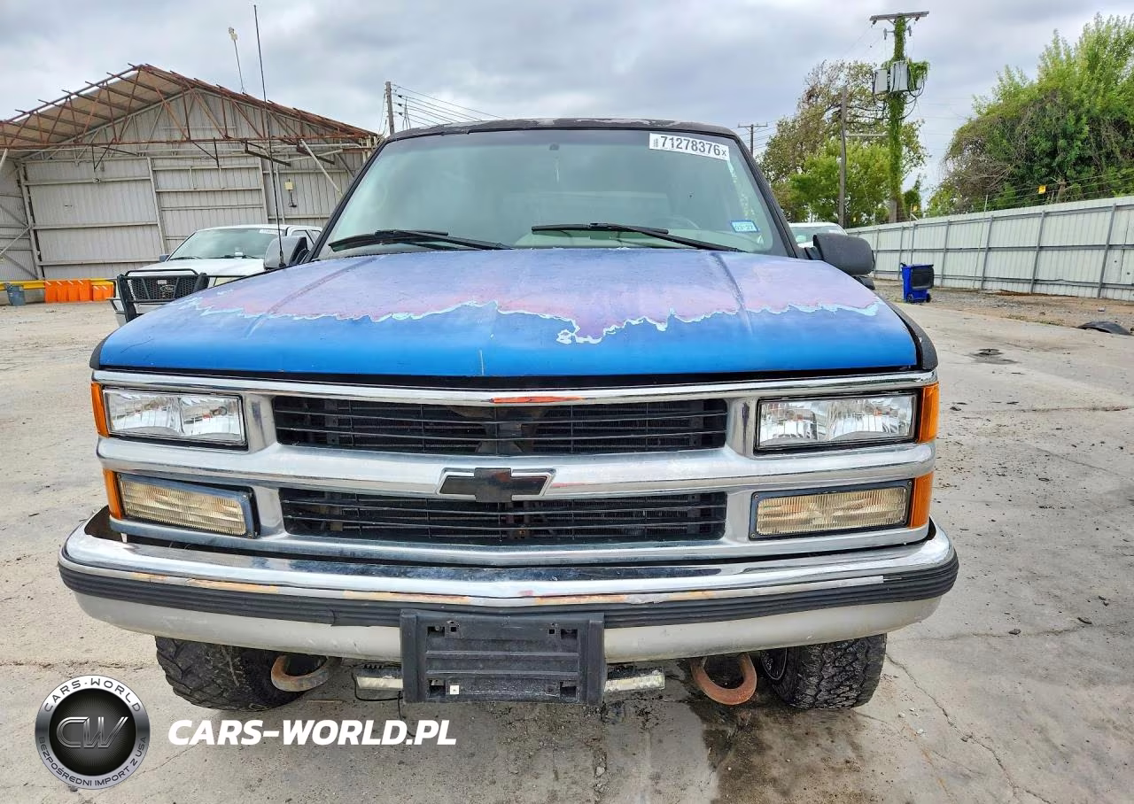 1995 Chevrolet Tahoe K1500 VIN:3GNEK18K9SG108800 - 5