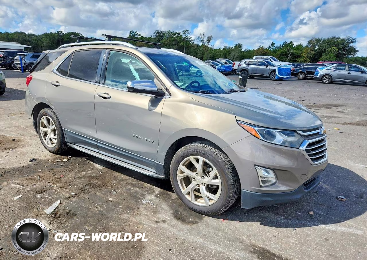 2018 Chevrolet Equinox Premier VIN:3GNAXPEU8JS584475 - 4