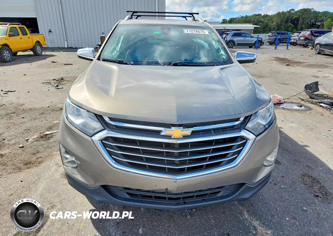 2018 Chevrolet Equinox Premier VIN:3GNAXPEU8JS584475 - 5