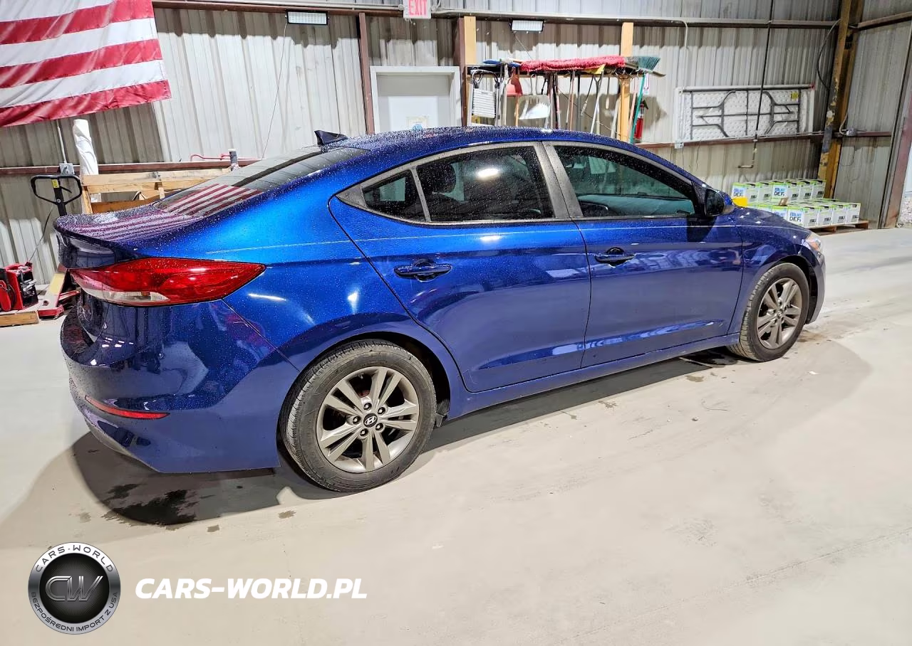 2017 Hyundai Elantra Se VIN:5NPD84LF0HH107601 - 3
