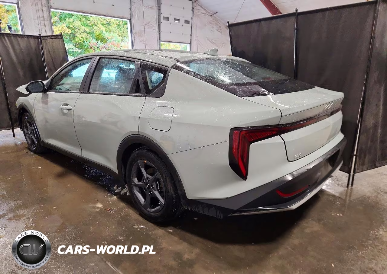 2026 Kia K4 Lxs VIN:3KPFT4DE8TE285461 - 2