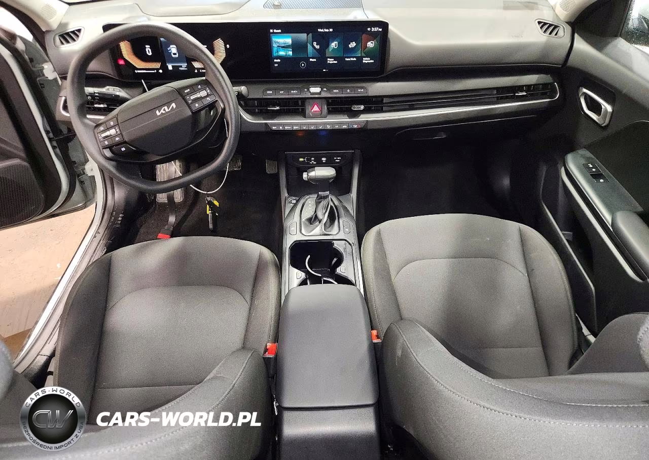 2026 Kia K4 Lxs VIN:3KPFT4DE8TE285461 - 8