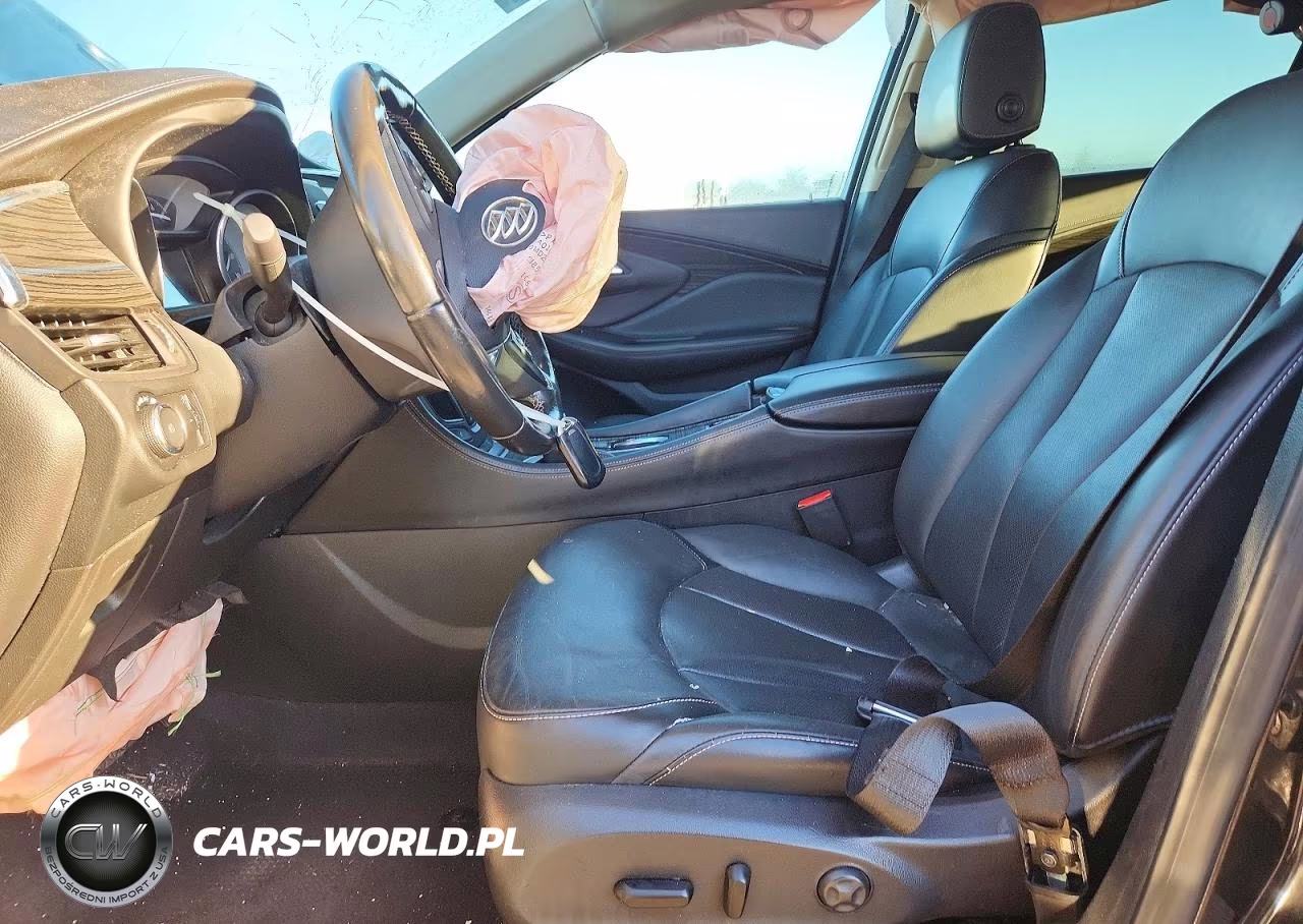 2017 Buick Envision Essence VIN:LRBFXDSA1HD109413 - 7