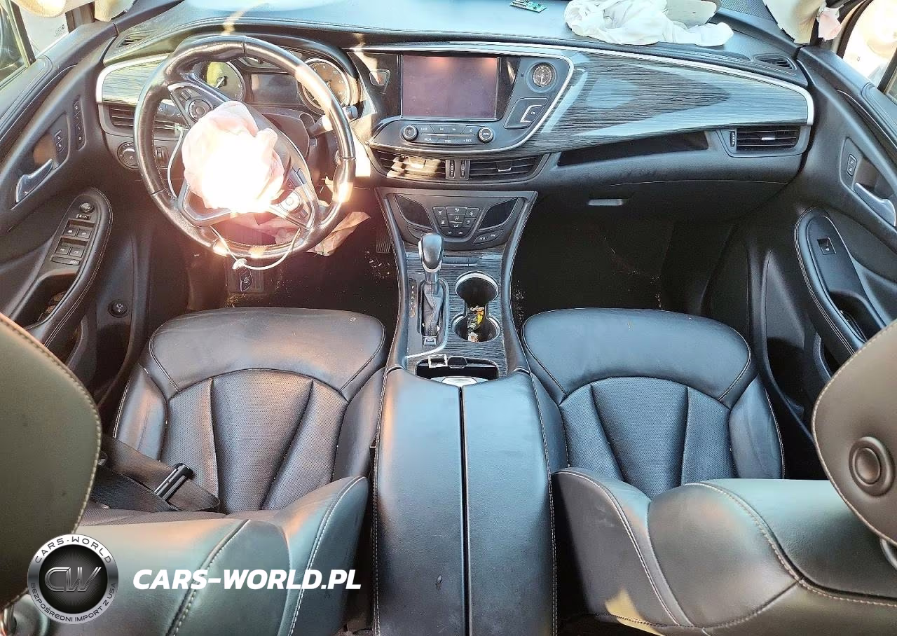 2017 Buick Envision Essence VIN:LRBFXDSA1HD109413 - 8