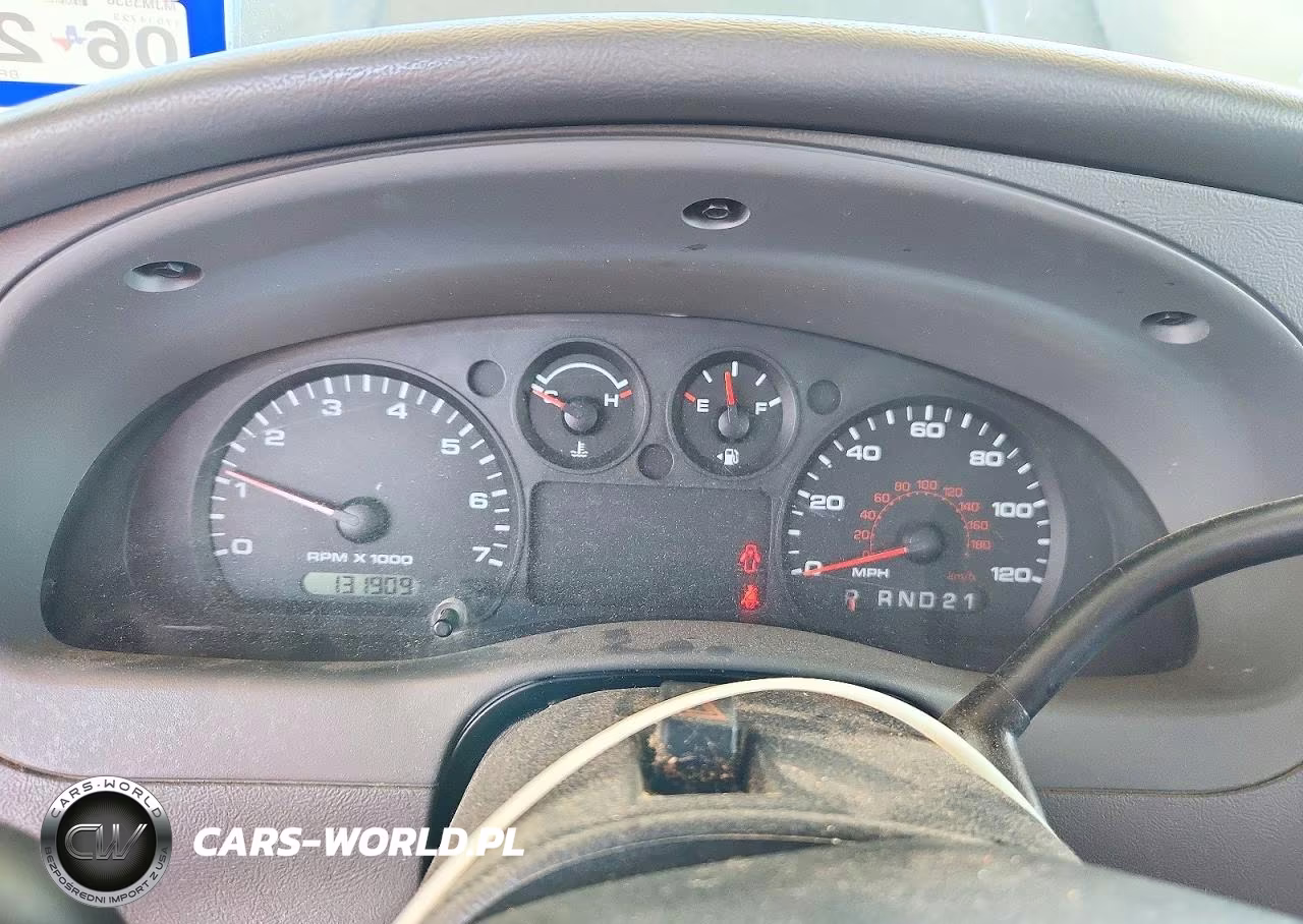 2011 Ford Ranger Super Cab VIN:1FTKR1EE0BPA71945 - 9