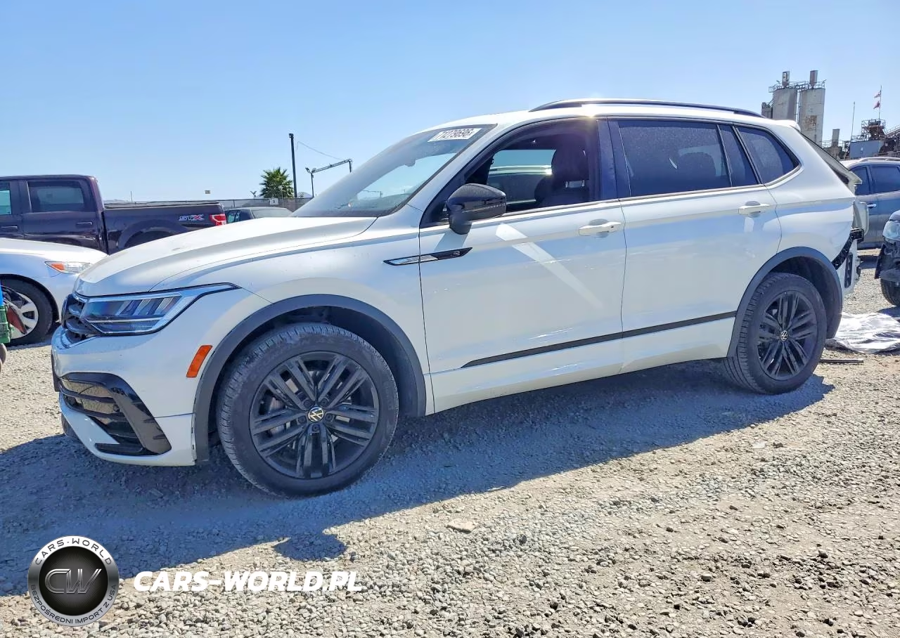 2022 Volkswagen Tiguan Se R-Line Black