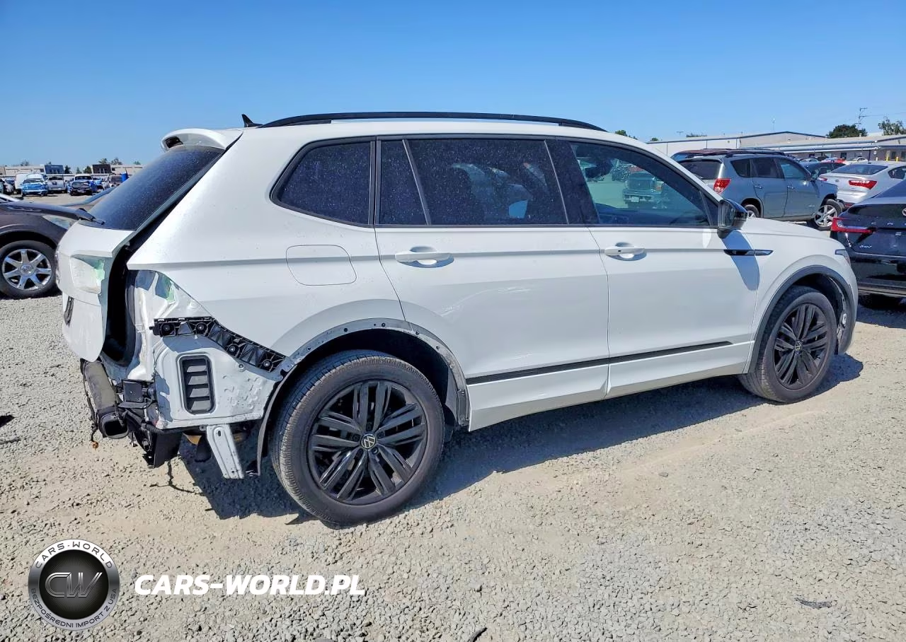 2022 Volkswagen Tiguan Se R-Line Black VIN:3VVCB7AX6NM062827 - 3
