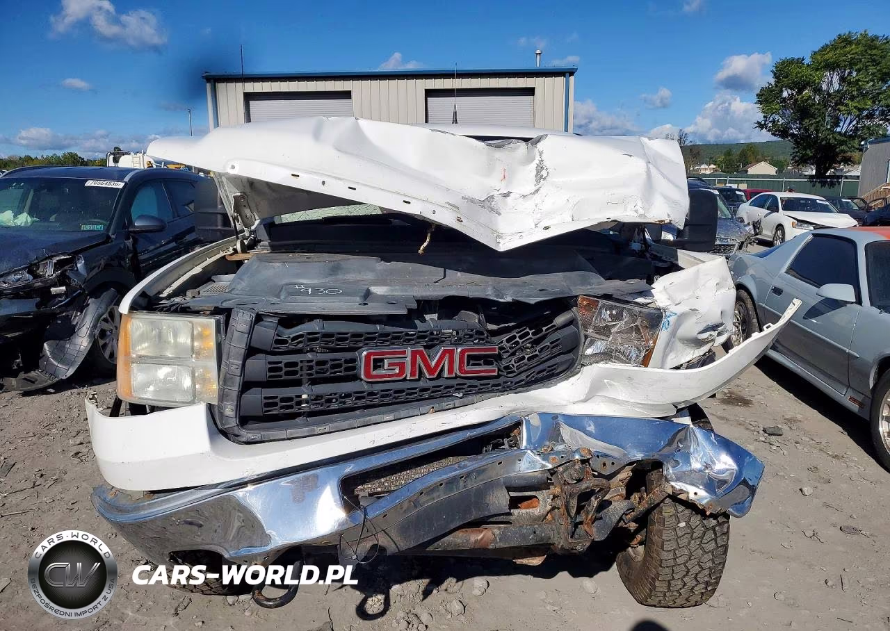 2011 GMC Sierra K3500 VIN:1GT322CGXBF204946 - 5