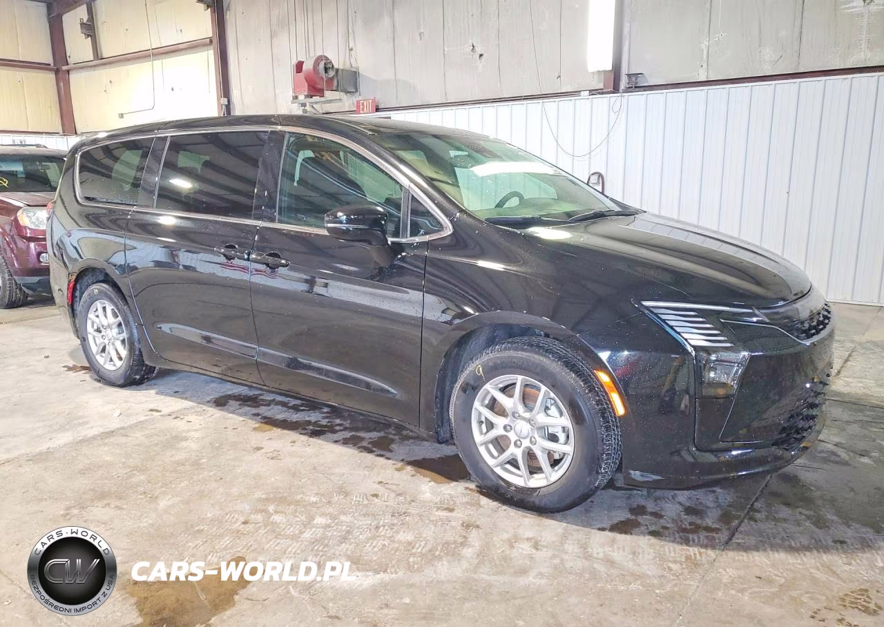 2027 Chrysler Pacifica Select VIN:2C4RC1BG8VR556729 - 4