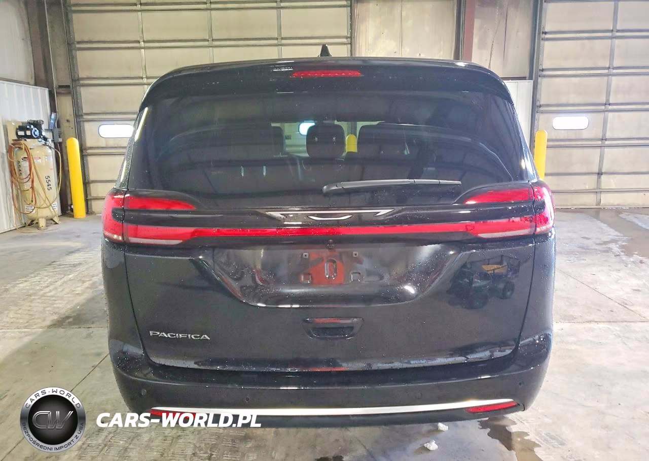 2027 Chrysler Pacifica Select VIN:2C4RC1BG8VR556729 - 6