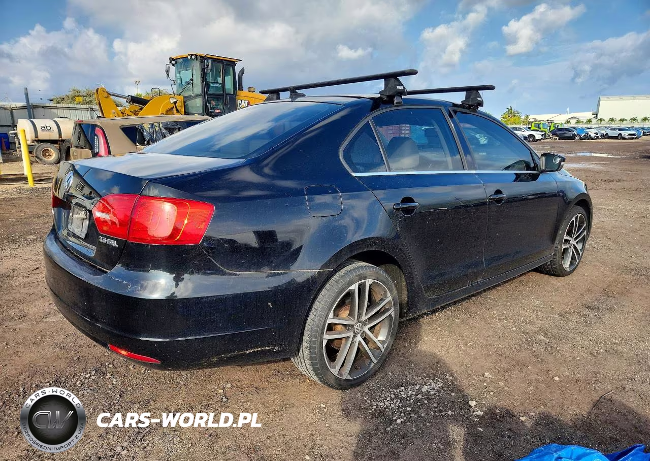 2011 Volkswagen Jetta Sel VIN:3VWLZ7AJ4BM349369 - 3