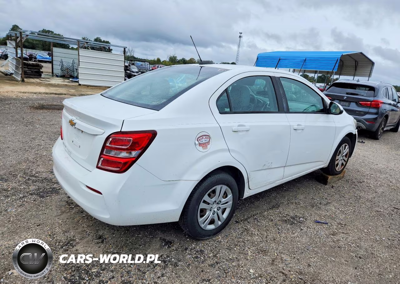 2017 Chevrolet Sonic Ls VIN:1G1JA5SH7H4170239 - 3