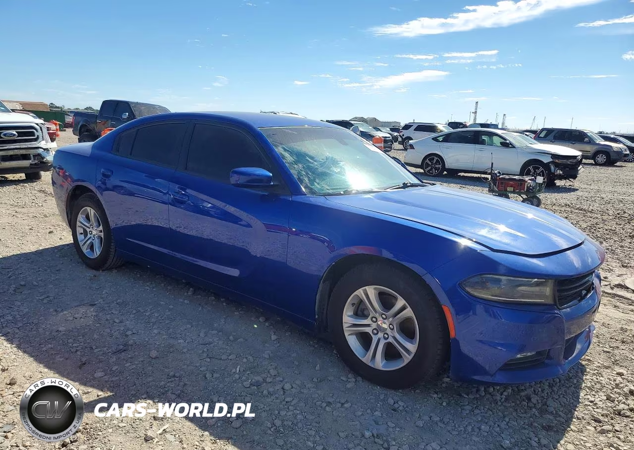 2018 Dodge Charger Sxt VIN:2C3CDXBG2JH318675 - 4