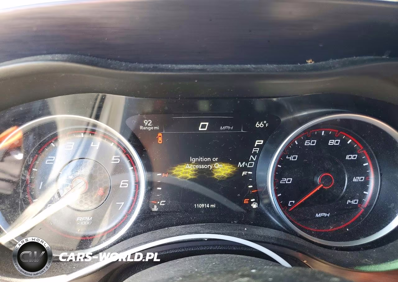 2018 Dodge Charger Sxt VIN:2C3CDXBG2JH318675 - 9