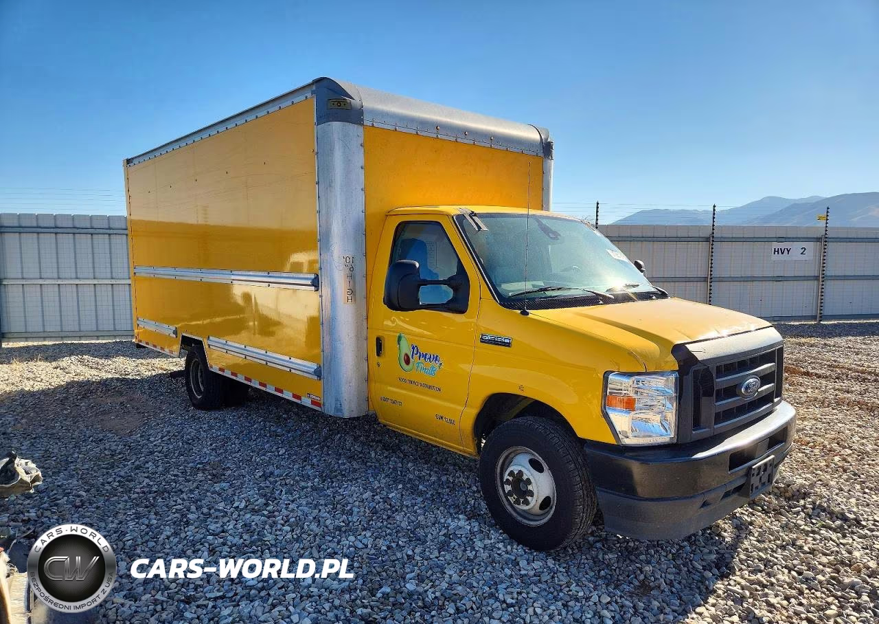 2021 Ford Econoline E350 Super Duty Cutaway Van VIN:1FDWE3FN1MDC10276 - 1