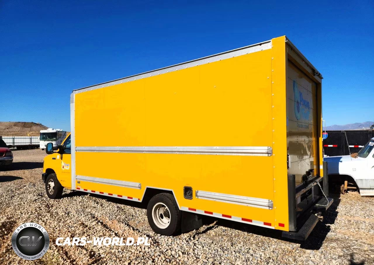2021 Ford Econoline E350 Super Duty Cutaway Van VIN:1FDWE3FN1MDC10276 - 3