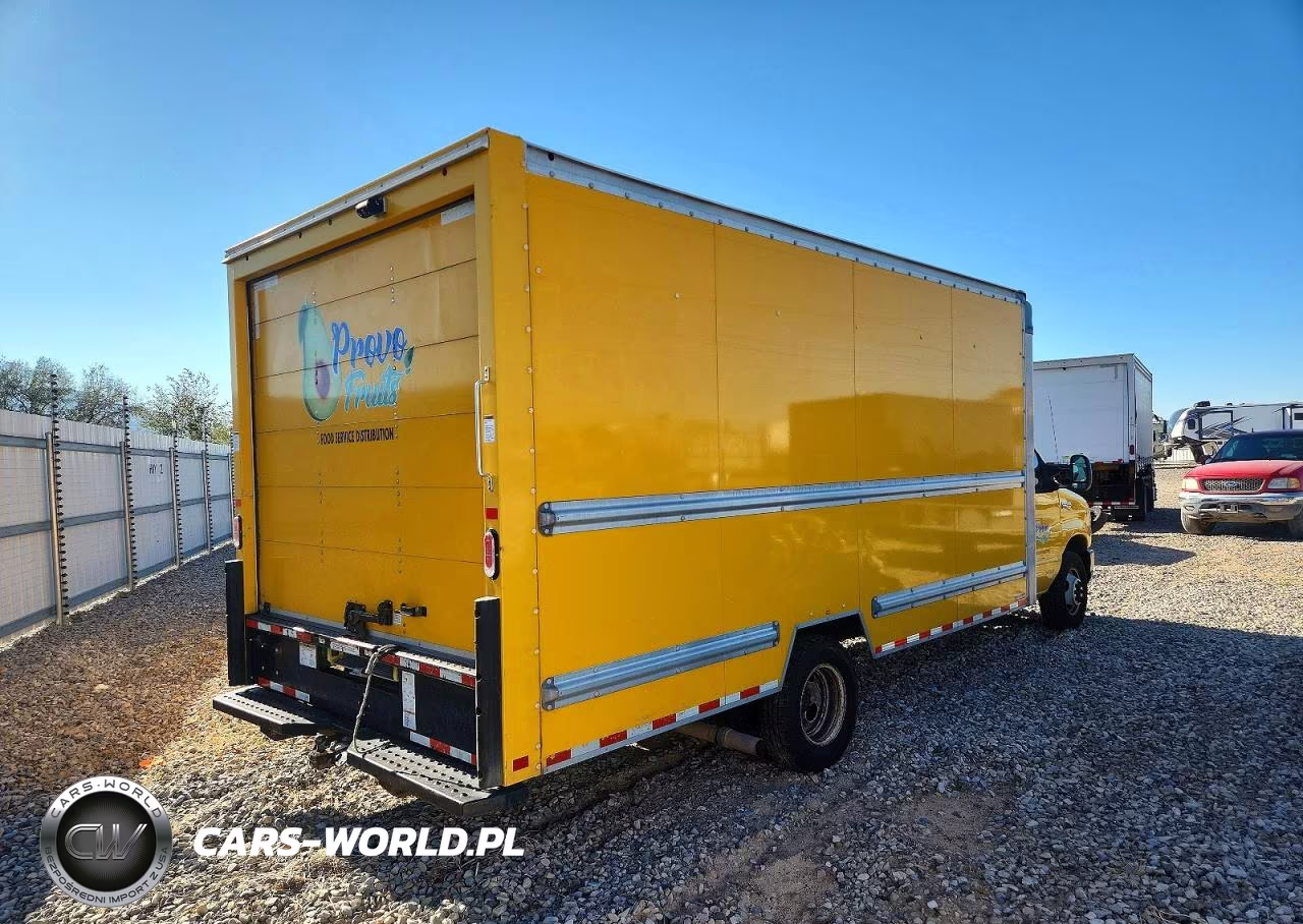 2021 Ford Econoline E350 Super Duty Cutaway Van VIN:1FDWE3FN1MDC10276 - 4