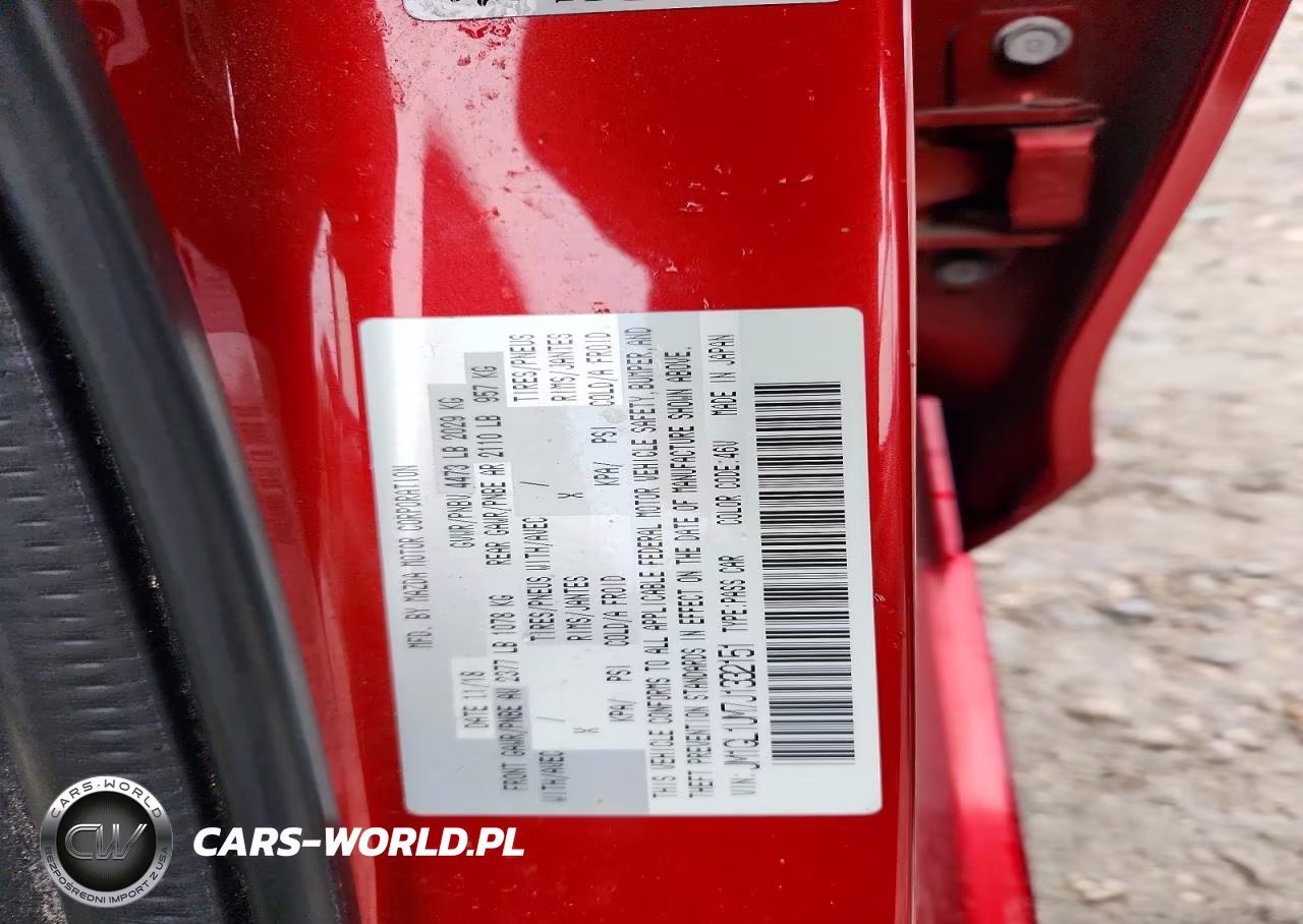 2018 Mazda 6 Sport VIN:JM1GL1UM7J1332151 - 12