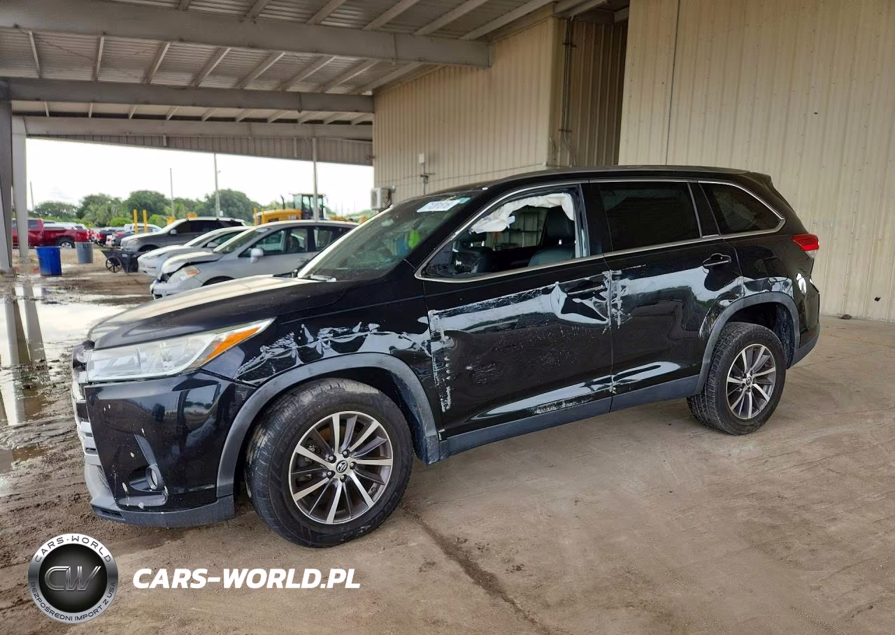 2019 Toyota Highlander Xle VIN:5TDKZRFH1KS334974 - 1