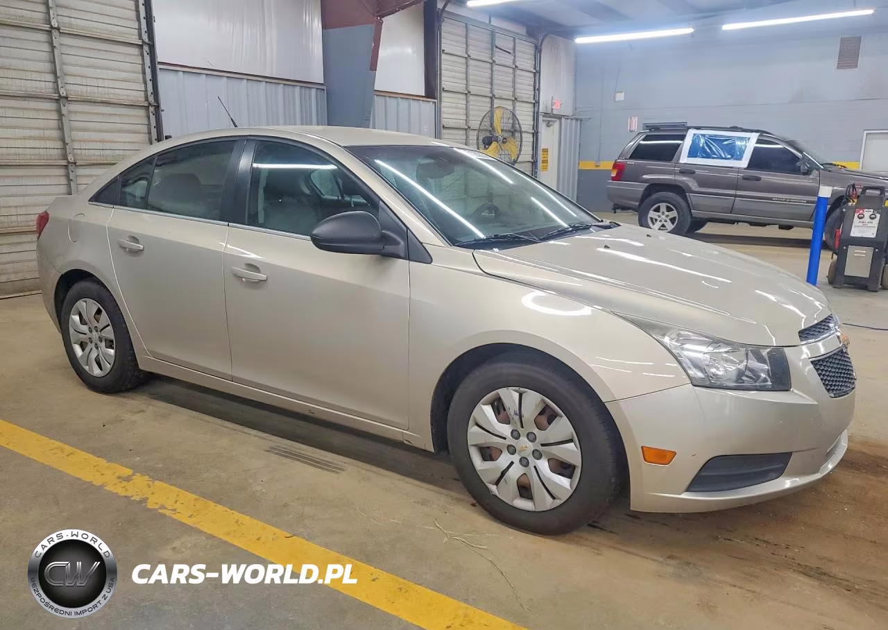 2012 Chevrolet Cruze Ls VIN:1G1PC5SH0C7279203 - 4