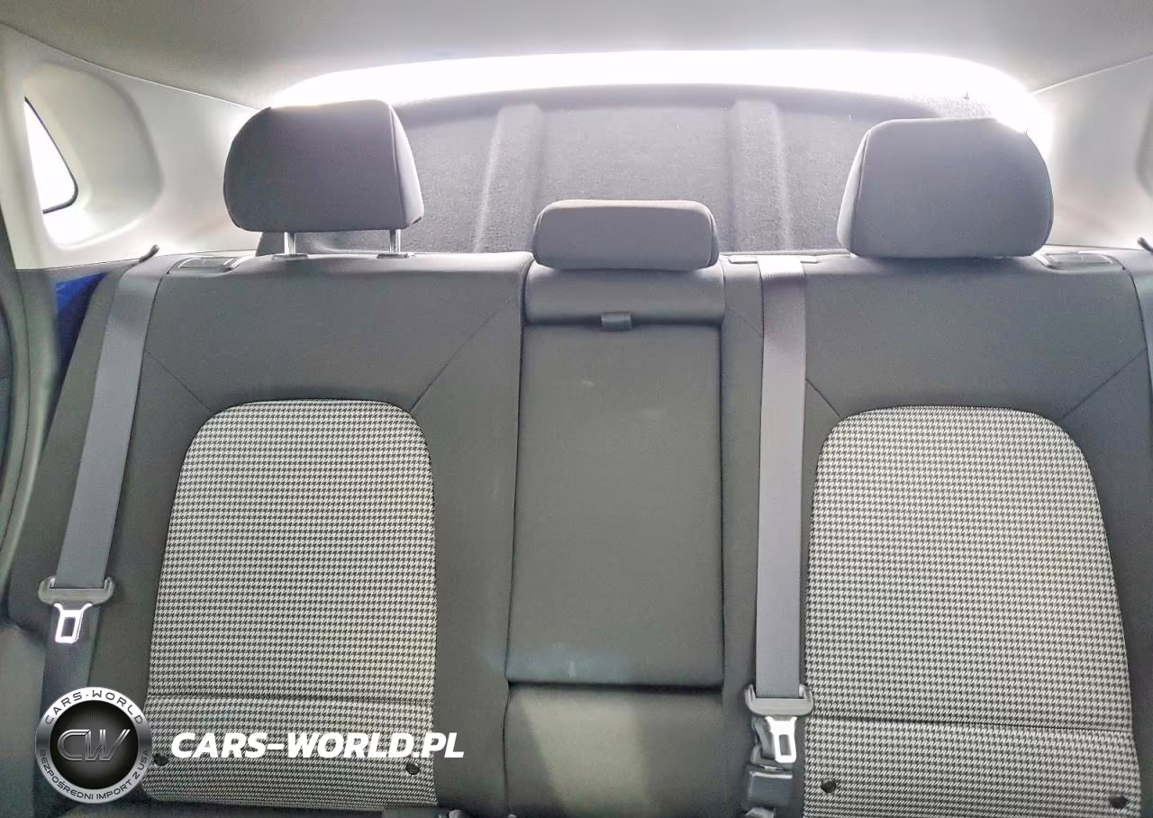 2019 Hyundai Kona Sel VIN:KM8K22AA5KU200286 - 10