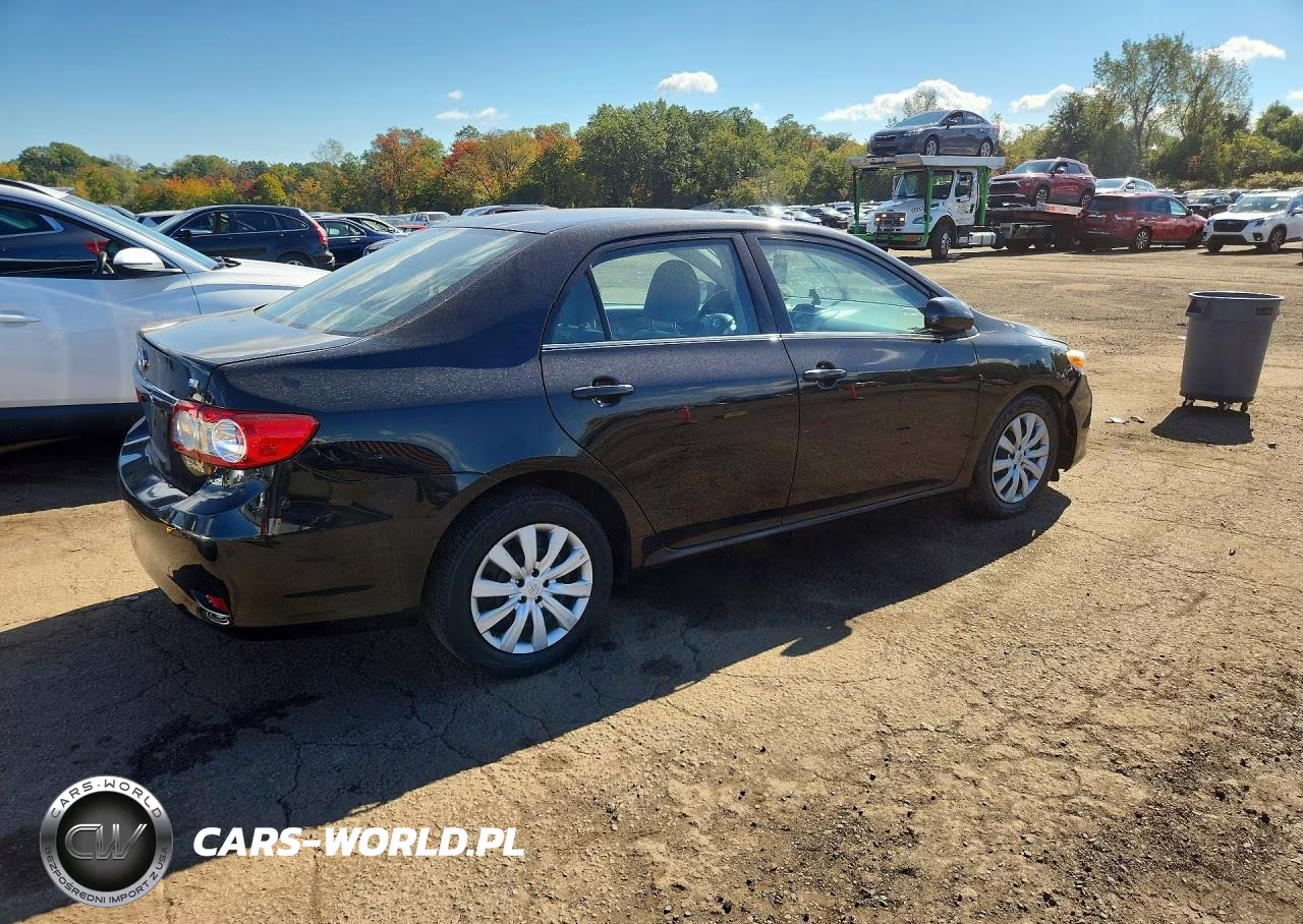2013 Toyota Corolla Le VIN:2T1BU4EE6DC055167 - 3