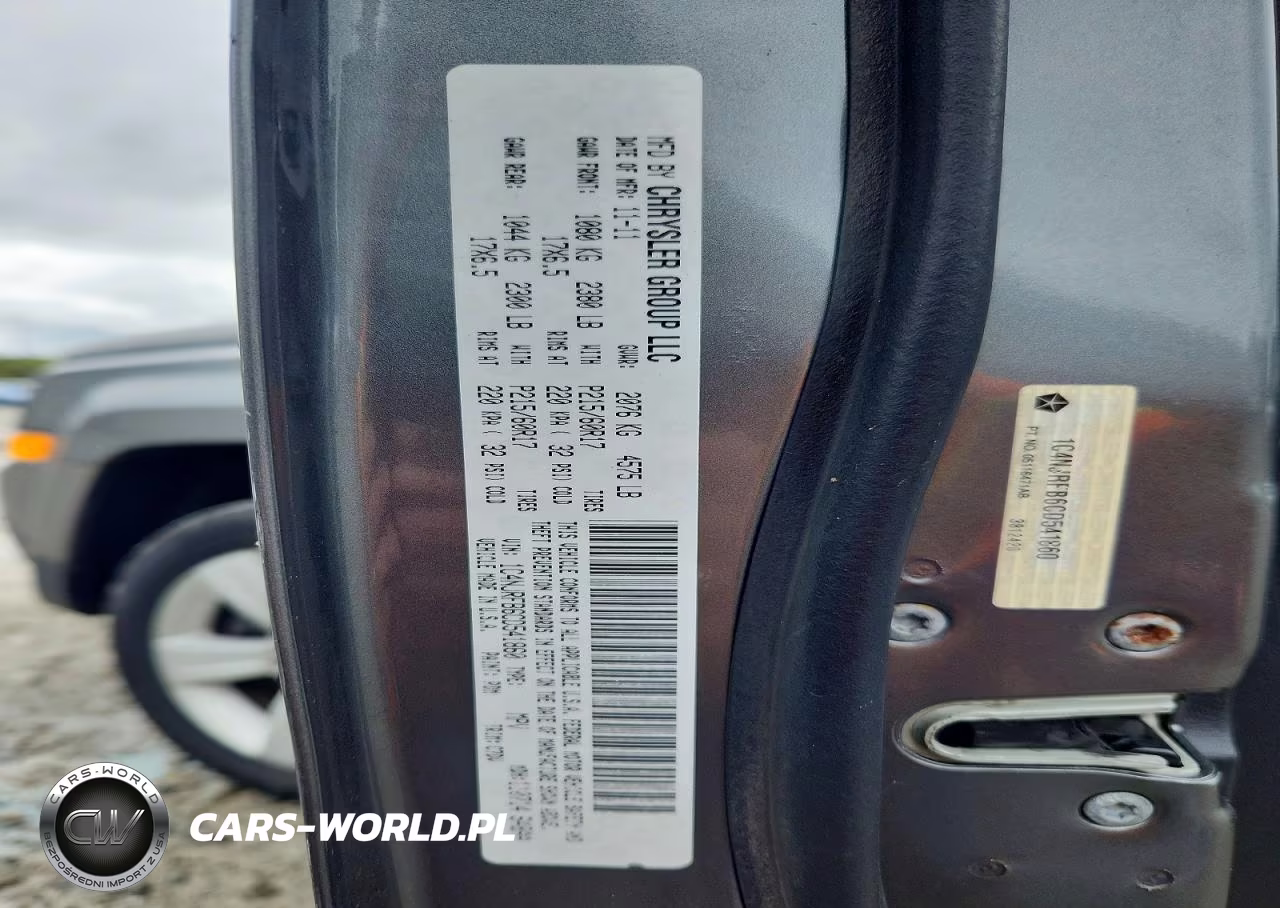 JEEP PATRIOT VIN:1C4NJRFB6CD541860 - 13