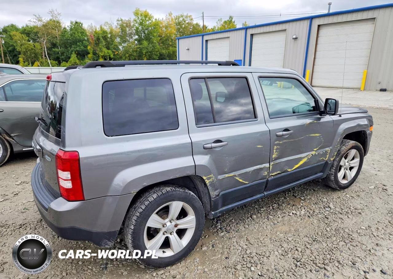 JEEP PATRIOT VIN:1C4NJRFB6CD541860 - 3