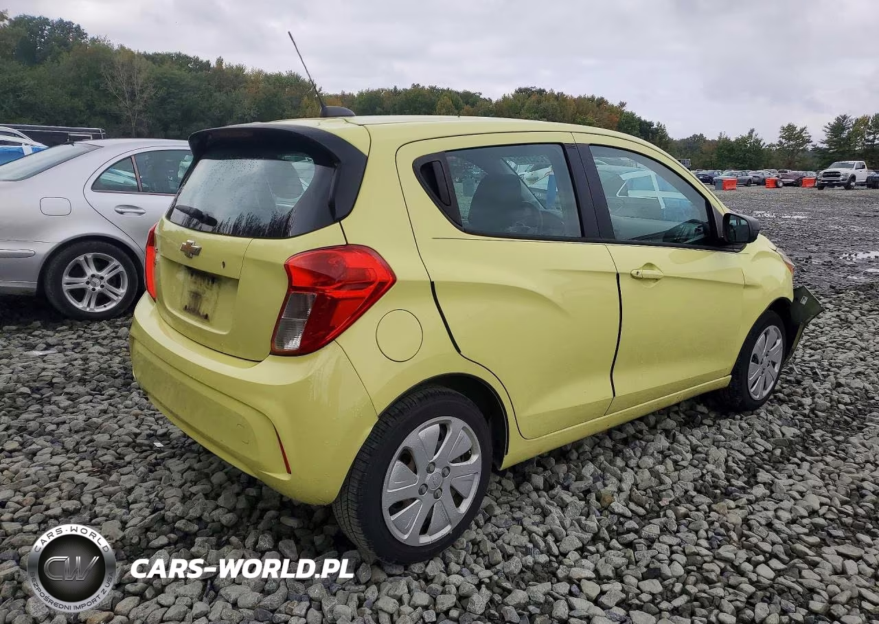 2017 Chevrolet Spark Ls VIN:KL8CB6SA1HC725867 - 3