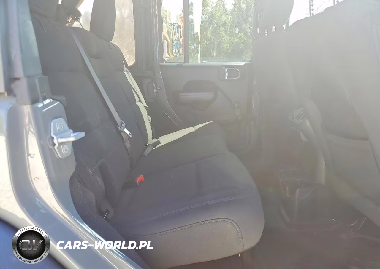 2019 Jeep Wrangler Unlimited Sport VIN:1C4HJXDG2KW602298 - 10
