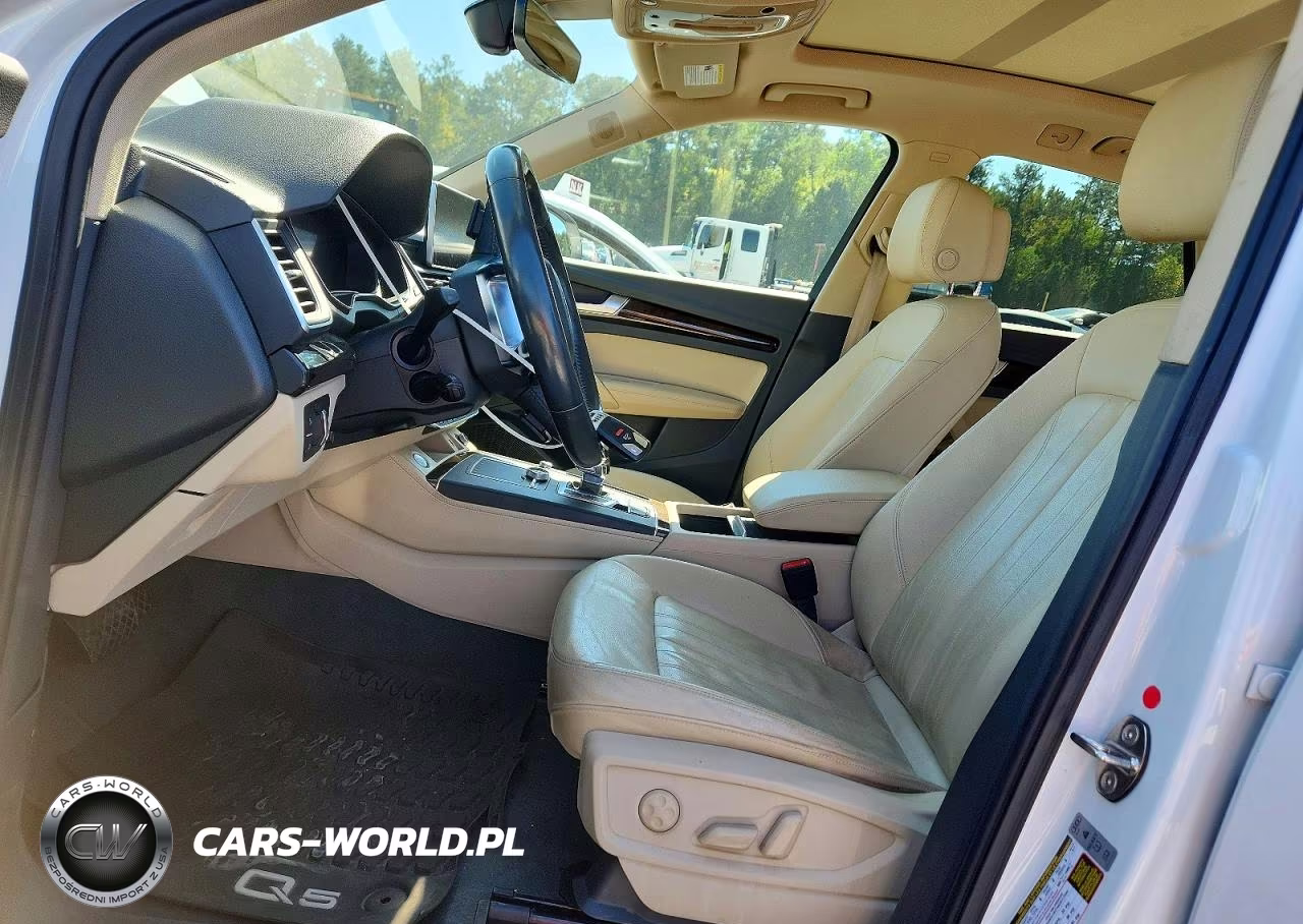 2019 Audi Q5 Premium Plus VIN:WA1BNAFYXK2053075 - 7