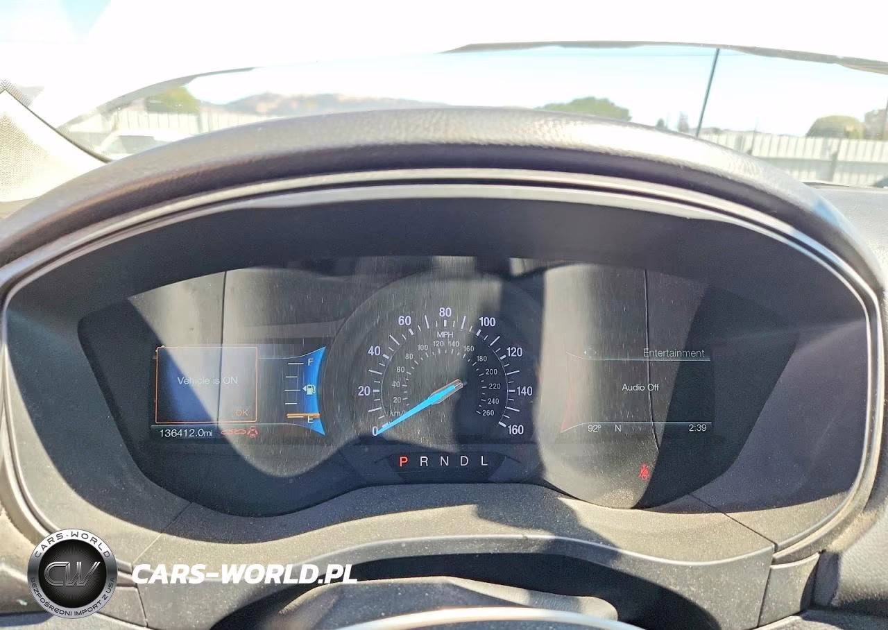 2018 Ford Fusion Se VIN:3FA6P0H79JR277647 - 9