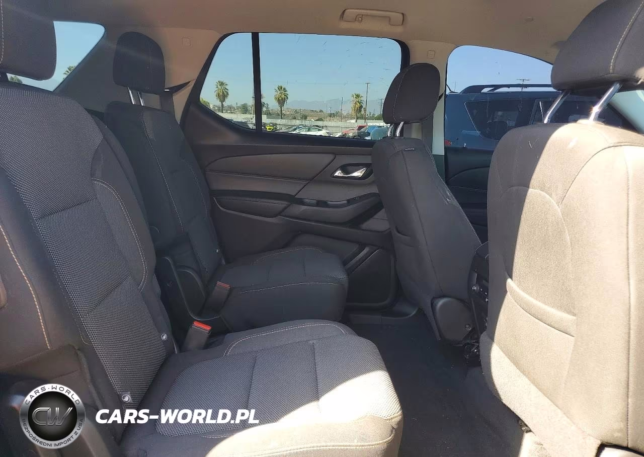 2019 Chevrolet Traverse Lt VIN:1GNERGKW9KJ123662 - 11