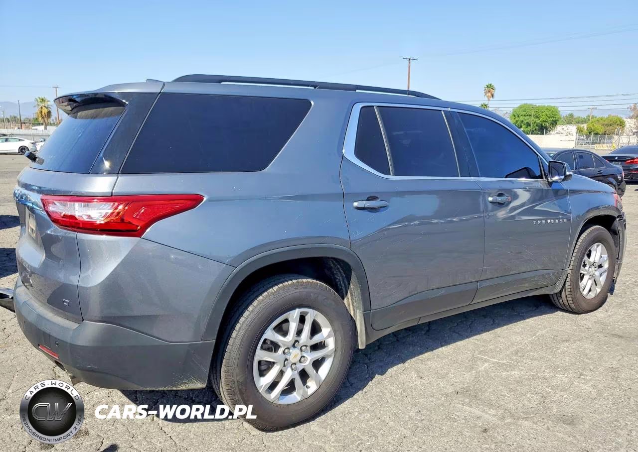 2019 Chevrolet Traverse Lt VIN:1GNERGKW9KJ123662 - 3