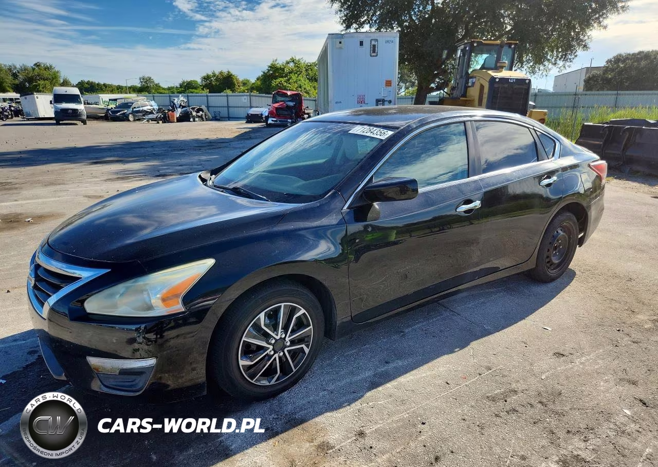 2014 Nissan Altima 2.5 S VIN:1N4AL3AP5EN376945 - 1