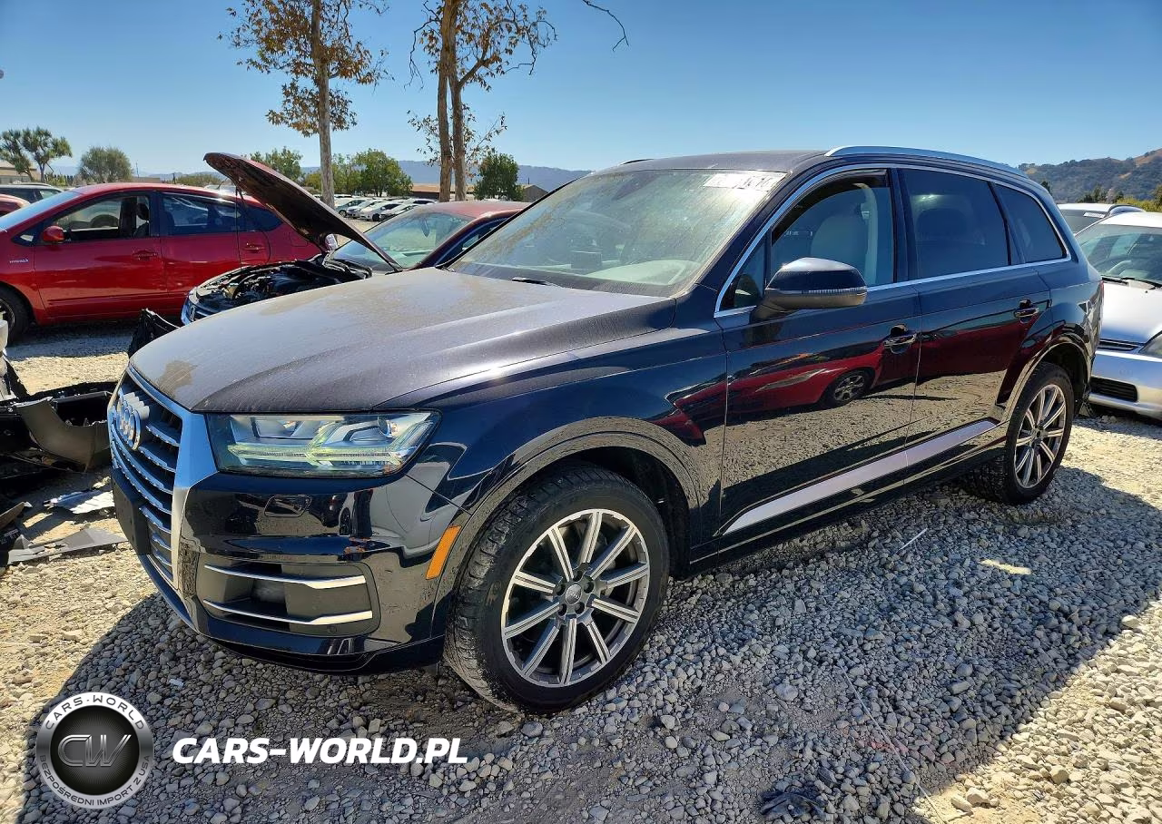 2017 Audi Q7 Premium Plus VIN:WA1LAAF70HD037438 - 1