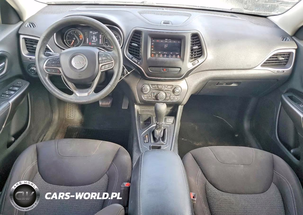 2019 Jeep Cherokee Latitude VIN:1C4PJLCB6KD326133 - 8