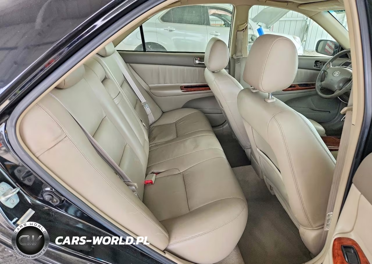 2002 Toyota Camry Xle V6 VIN:4T1BF32K82U032631 - 10